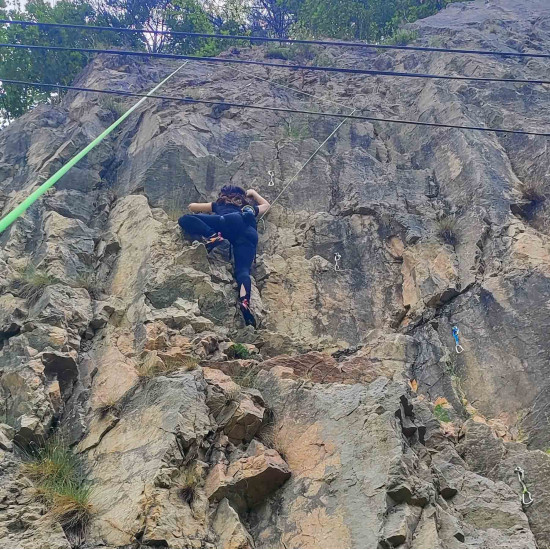 Fresh blood - One decent escalade route suited for beginners Fresh blood - One decent escalade route suited for beginners